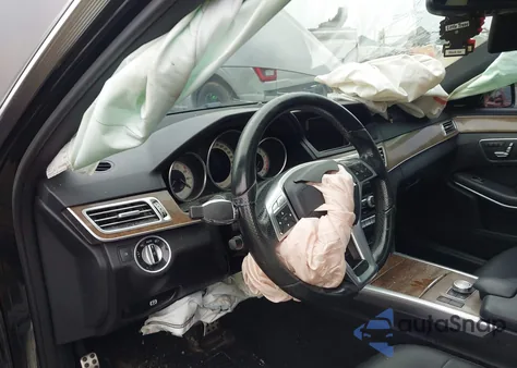 2015 Mercedes-Benz E 350 4Matic z USA, uszkodzony, nr VIN WDDHF8JB6FB086594